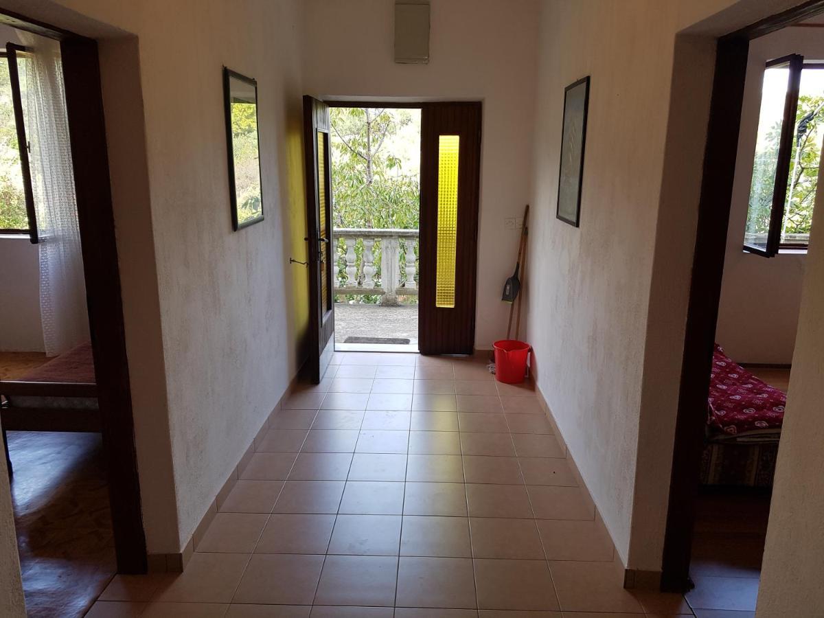 Seaside Terrace Apartments: Spacious Seaview with Free Amenities Sali Exterior photo