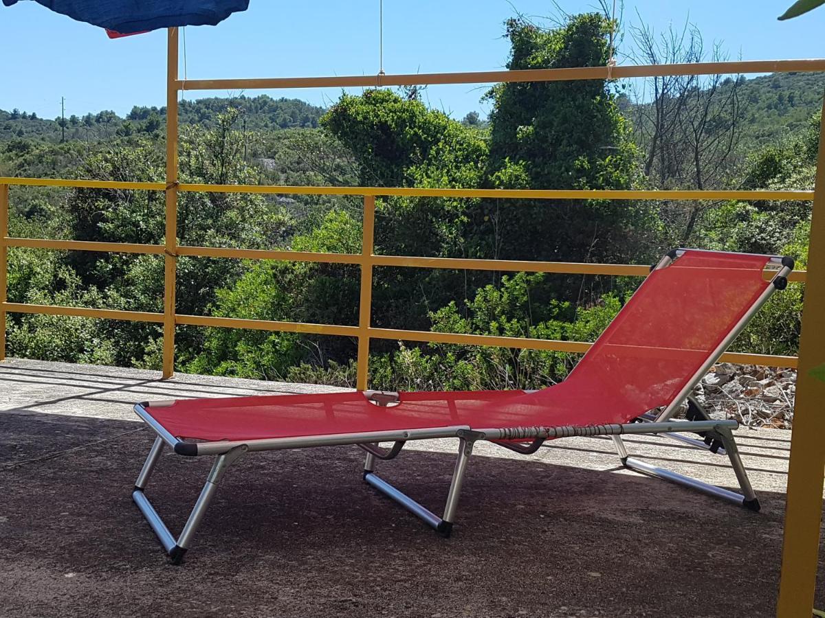 Seaside Terrace Apartments: Spacious Seaview with Free Amenities Sali Exterior photo